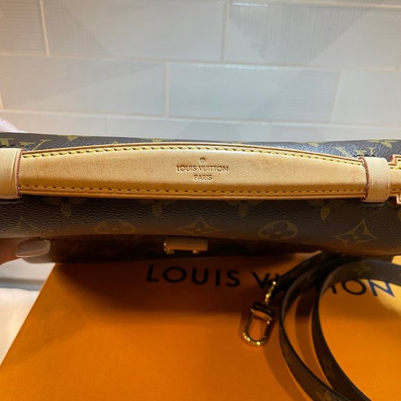 Louis Vuitton POCHETTE MÉTIS - Picture 2 of 4